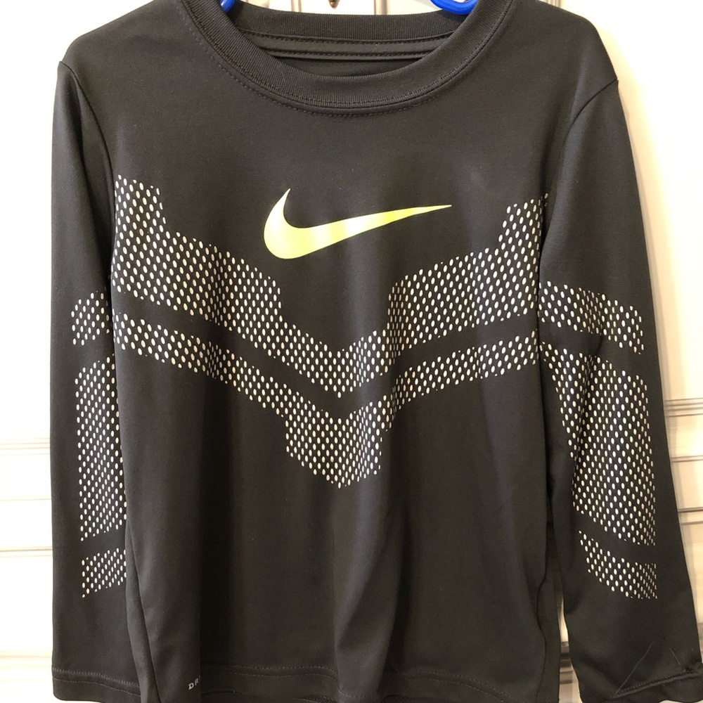 Nike Dri-Fit Top